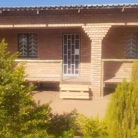 Sunshinevibe Guest House Касане Екстер'єр фото