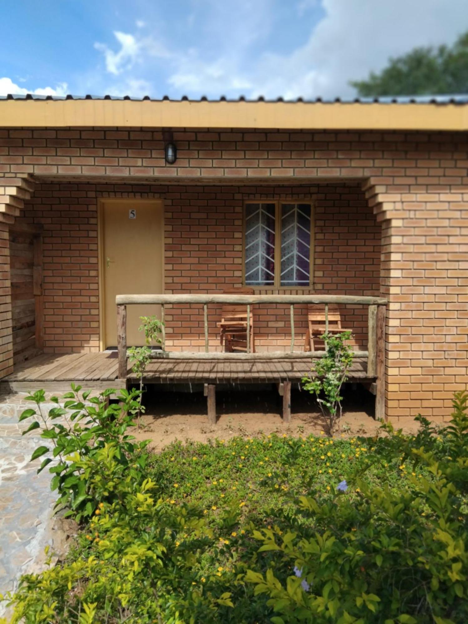 Sunshinevibe Guest House Касане Екстер'єр фото